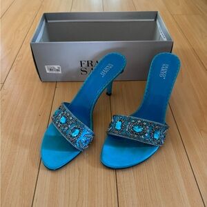 Franco Sarto, blue small heeled sandal, size 8